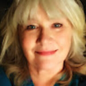 Meet your Posher, Esther